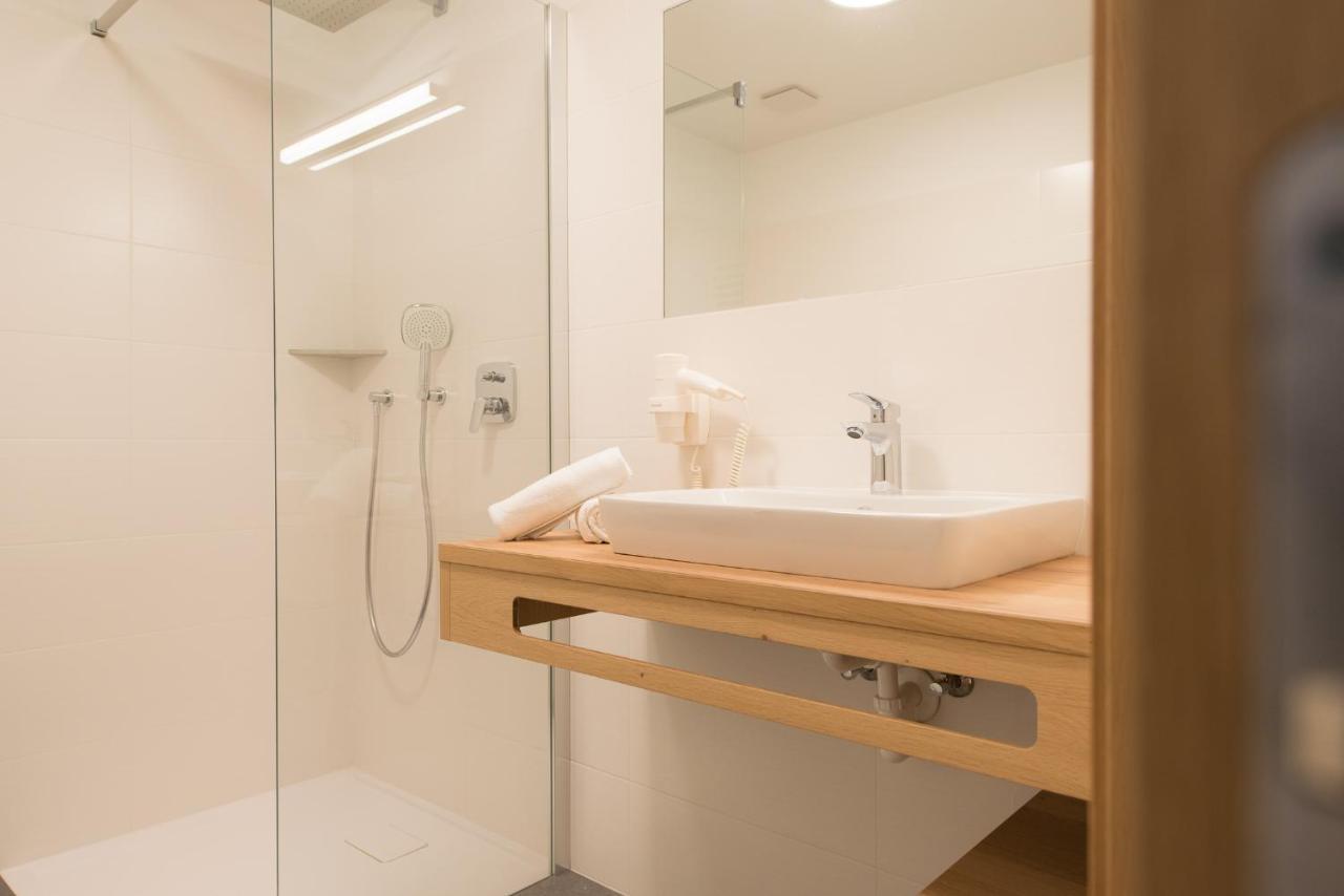 Residence Pitzinger Falzes Luaran gambar