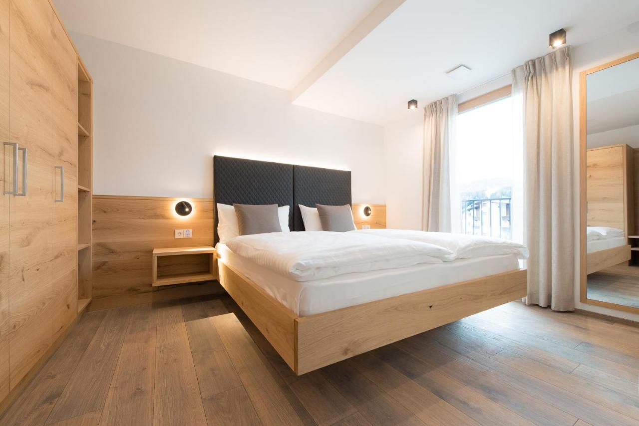 Residence Pitzinger Falzes Luaran gambar