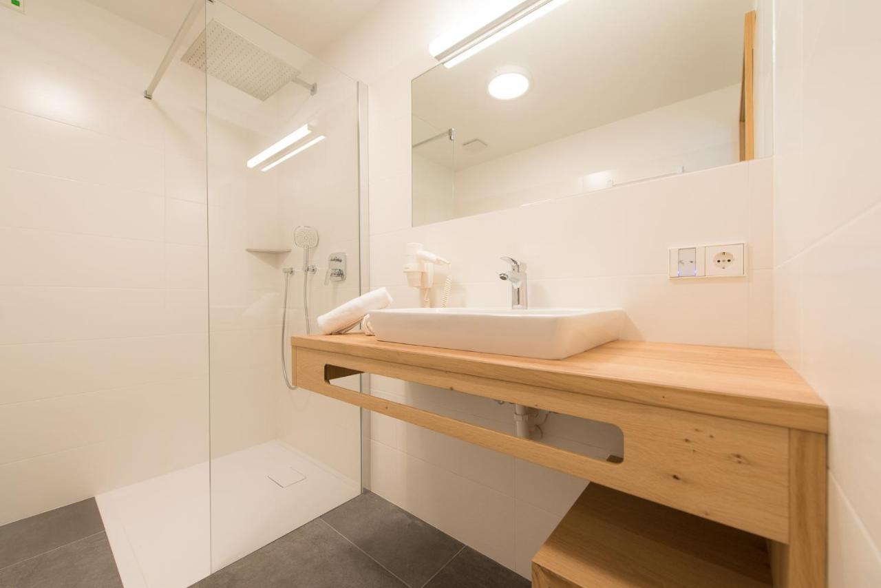 Residence Pitzinger Falzes Luaran gambar