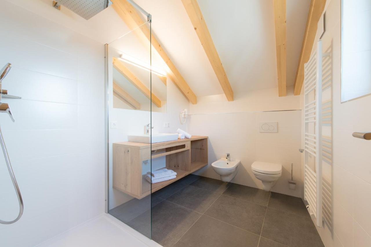 Residence Pitzinger Falzes Luaran gambar